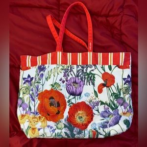 ♦️NWOT♦️Flowered Tote